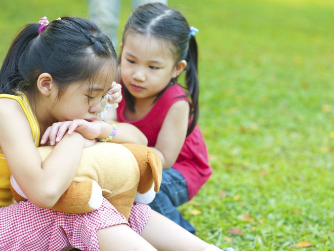 Dạy con nói lời xin lỗi, cảm ơn chân thành