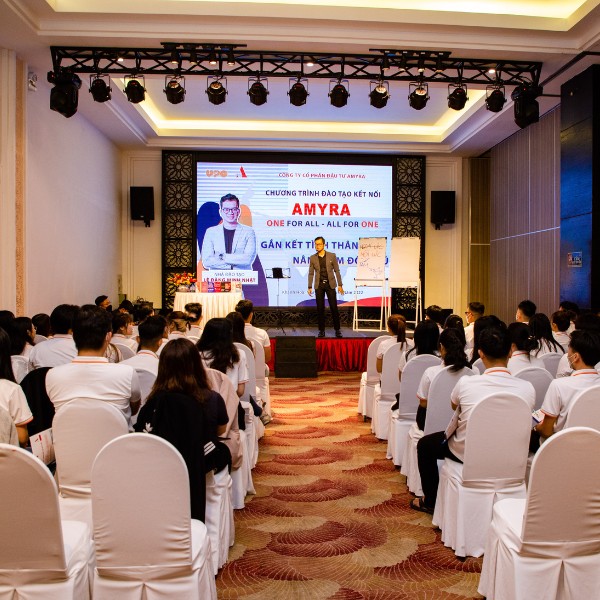 Lê Đặng Minh Nhật - Trainer UPO