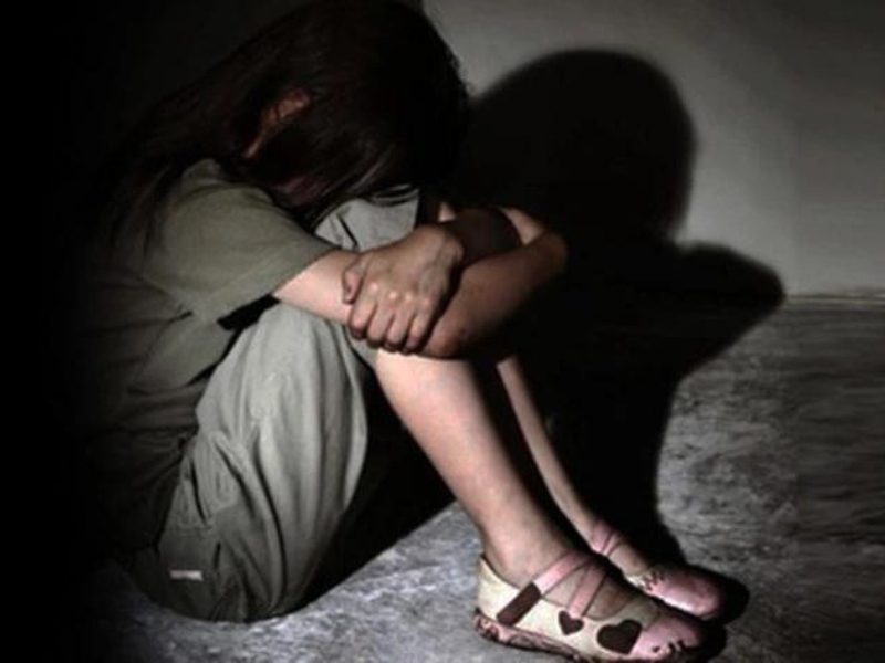 Trẻ bị xâm hại thường cảm thấy sợ hãi, xấu hổ và thất bại thậm chí tự kỷ