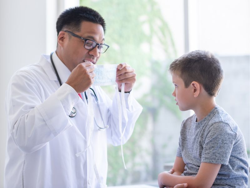 Cách dạy trẻ bị rối loạn ngôn ngữ hiệu quả nhất là tiếp nhận phác đồ điều trị sớm từ chuyên gia.