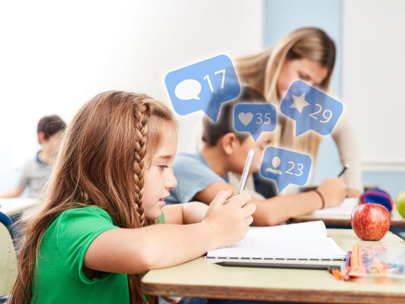 Trẻ em nên học cách sử dụng mạng xã hội đúng cách