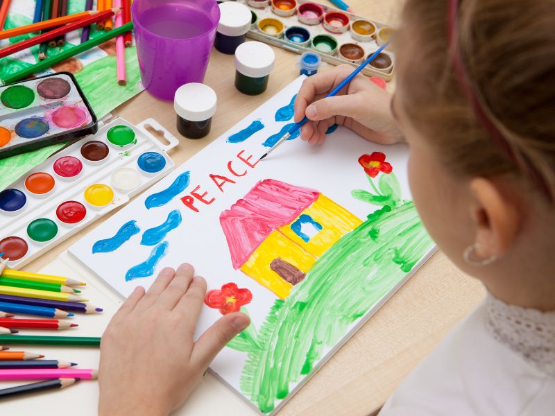 Ba mẹ hãy tôn trọng và luôn khuyến khích bé thỏa đam mê của riêng bé nhà mình.