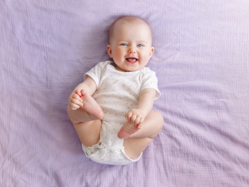 Tuổi sơ sinh hoàn toàn đã có thể sẵn sàng để rèn luyện tư duy logic cho trẻ