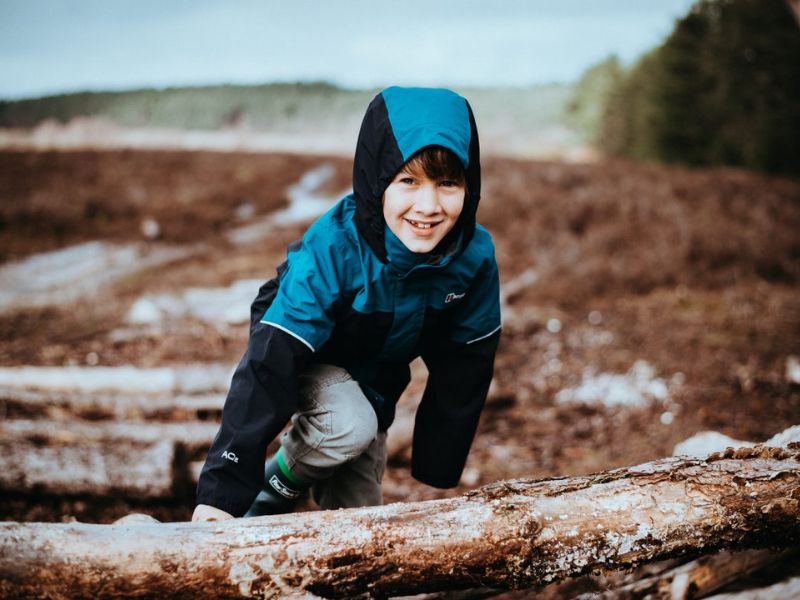 Trên con đường rèn luyện và phát triển của trẻ mang chủng vân tay AT, việc rèn luyện tính kiên trì là vô cùng quan trọng
