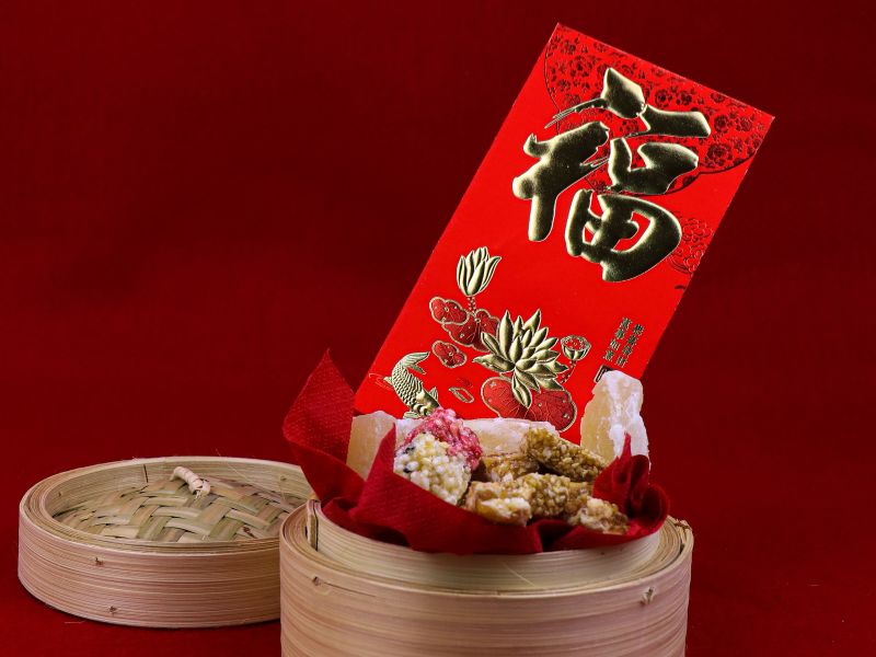 Các bé nên được quyền tự tiêu tiền lì xì của mình