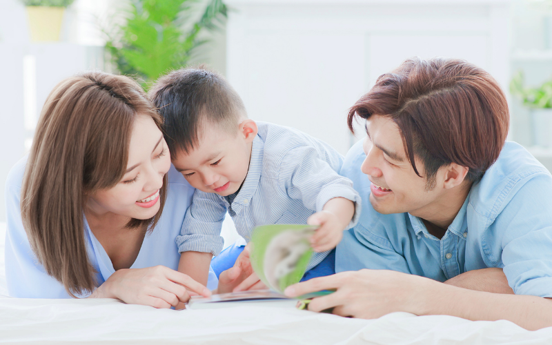 Dạy kỹ năng sống cho trẻ 2 tuổi - Đưa sự nổi loạn đi đúng hướng! 8 Dạy kỹ năng sống cho trẻ 2 tuổi qua phim ảnh, truyện kể.