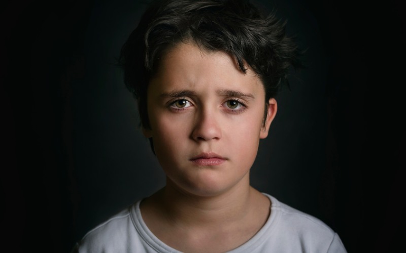 Dạy trẻ tăng động giảm chú ý cùng 9 kinh nghiệm "VÀNG" 14 Không phải tất cả các trẻ bị ADHD đều hiếu động, nhiều trẻ sẽ bị Tăng động giảm chú ý thiếu chú ý, không tập trung, bé như trống rỗng và không có động lực