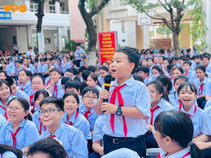 Các em được dạy cách phản ứng khi gặp phải những tình huống căng thẳng hoặc bị quấy rối trên mạng