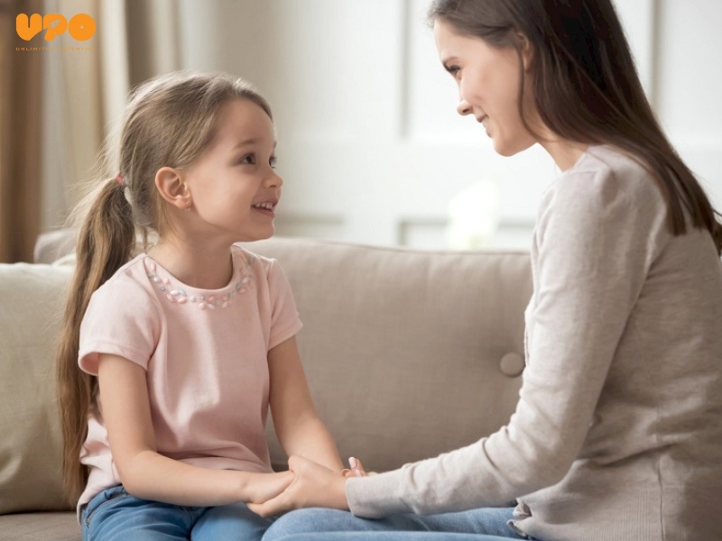 Bố mẹ cần hướng dẫn trẻ tìm hiểu một cách an toàn và tiếp nhận những thông tin phù hợp