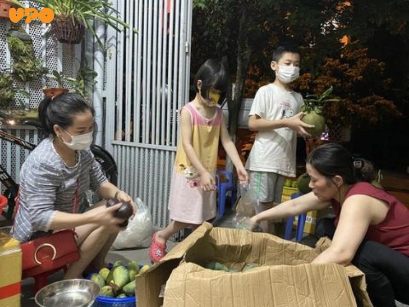 Khi trẻ tham gia vào các hoạt động làm việc nhà, con không chỉ học được cách đảm nhận trách nhiệm mà còn phát triển khả năng tự lập