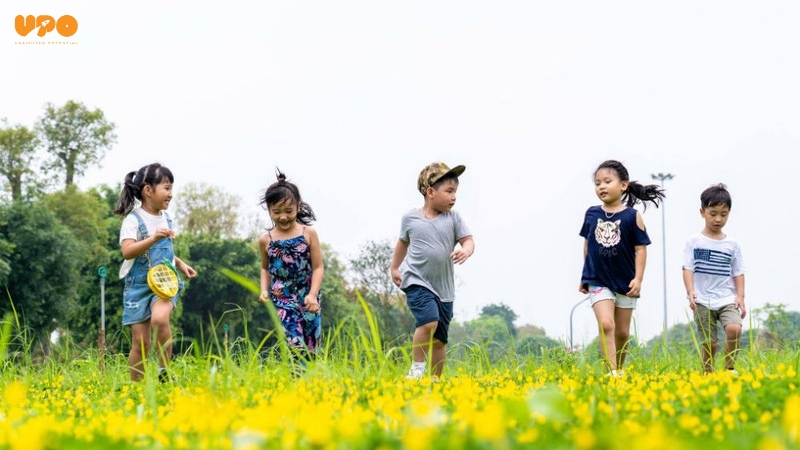 hoat dong he cho be bia