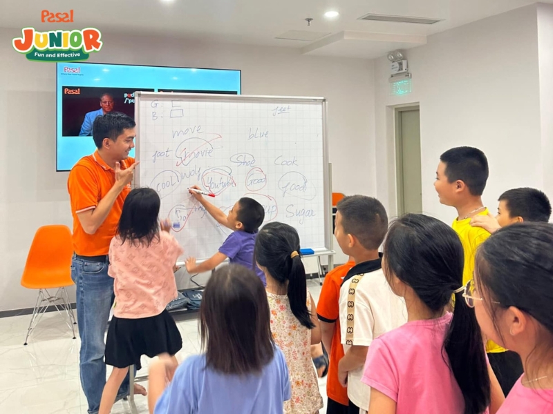 CLB Tiếng Anh trẻ em tại Pasal Junior