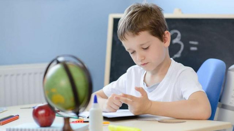 "TRỌN BỘ" 16 kỹ năng sống cho trẻ 7 tuổi QUAN TRỌNG NHẤT 5 Toán học giúp con luyện tập khả năng tư duy logic hiệu quả.