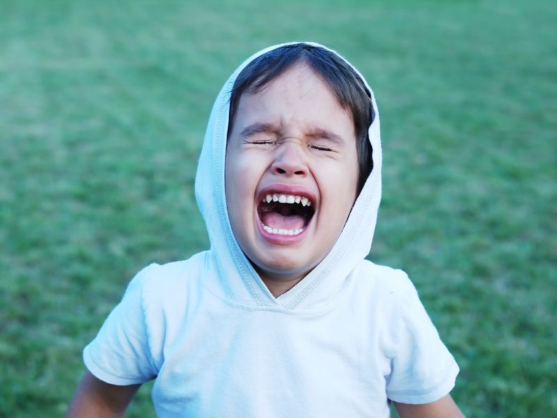 Dạy trẻ la thật lớn khi có người lạ lôi kéo hoặc có ý định xấu