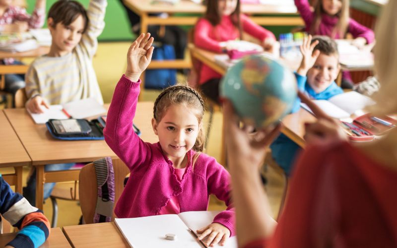 Đưa các bài học về kỹ năng vào một chuyên đề giảng dạy cũng là một phương pháp hiệu quả để rèn luyện cho các em học sinh