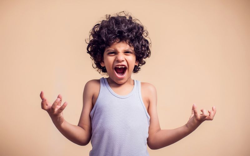 18+ kỹ năng sống cho trẻ tiểu học VỮNG CHÃI bước vào đời 15 Không có kỹ năng kiềm chế, trẻ sẽ phản ứng rất mạnh đối với một vấn đề nào đó và không thể dừng lại được