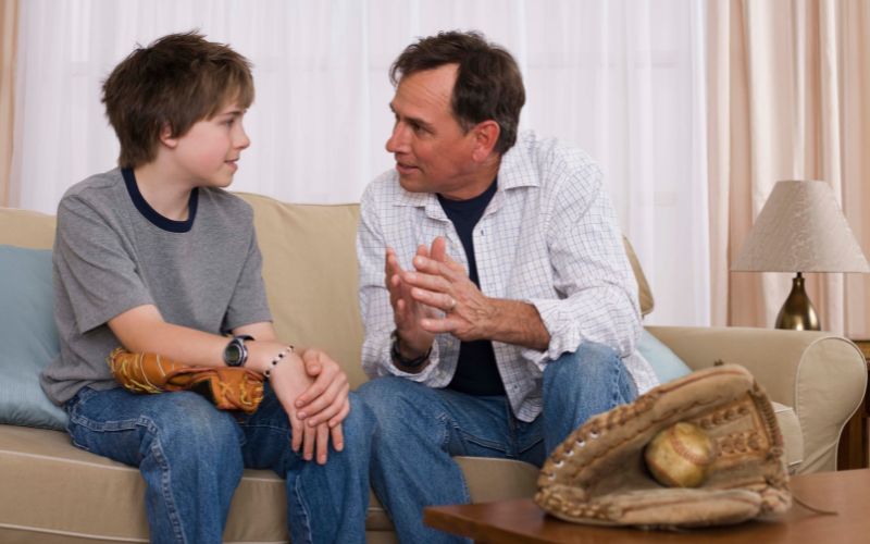 "Bí kíp" rèn luyện kỹ năng sống tự lập cho trẻ BÀI BẢN NHẤT 9 Bố mẹ hãy giúp con nhìn nhận lại công việc, giúp bé góp nhặt những trải nghiệm