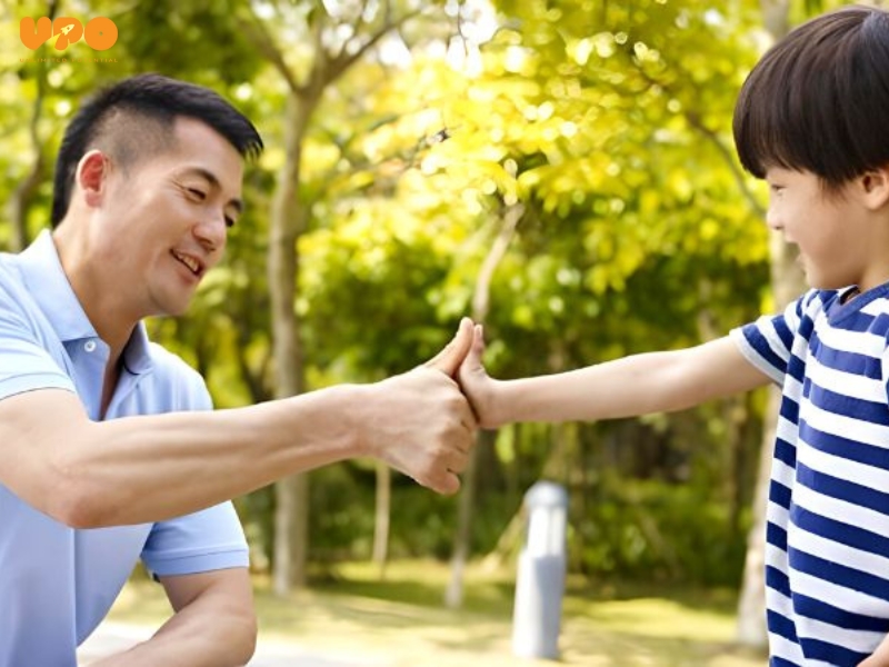 Khi trẻ gặp khó khăn trong học tập và cảm thấy chán nản, cha mẹ hãy động viên