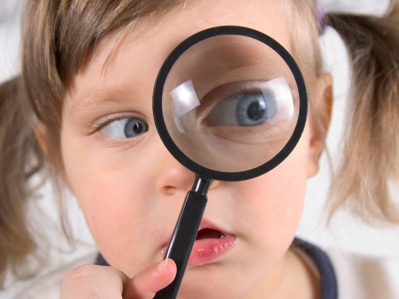 50+ trò chơi phát triển tư duy cho trẻ mầm non từ 3 - 5 tuổi 17 Trẻ hầu như luôn cảm thấy hào hứng với các trò chơi kiểu Truy tìm kho báu