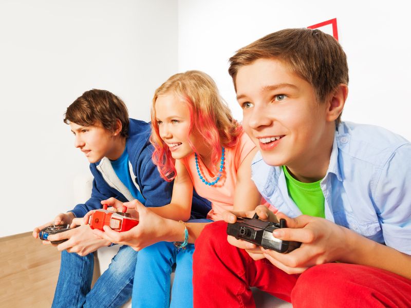 Game cũng là một cách giúp bé thúc đẩy tinh thần cạnh tranh