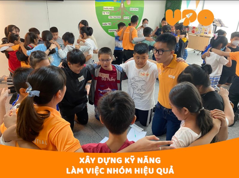 "Bỏ túi" 11+ lớp học kỹ năng sống cho trẻ 12 tuổi CHẤT LƯỢNG 6 Không khí khóa học DREAM UP tại cơ sở UPO Đà Nẵng