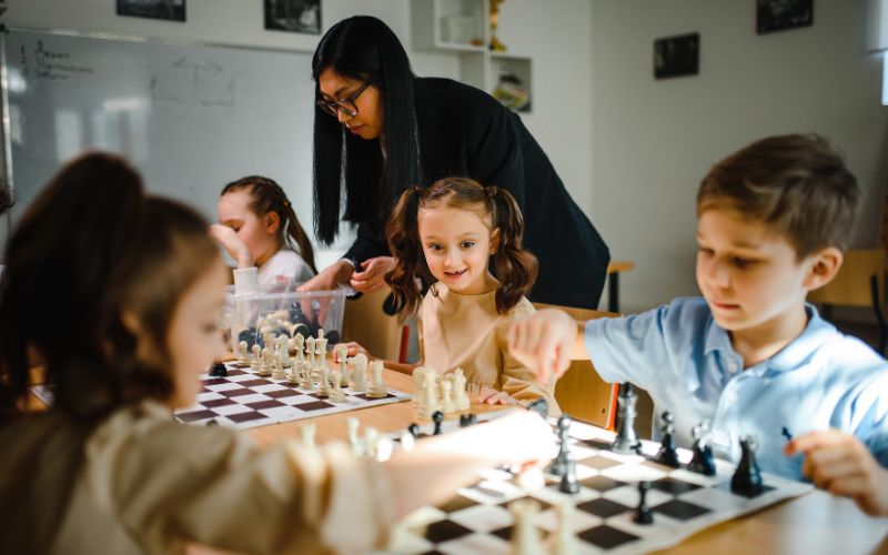 Chơi cờ là một bộ môn giúp tăng cường sự tập trung cao