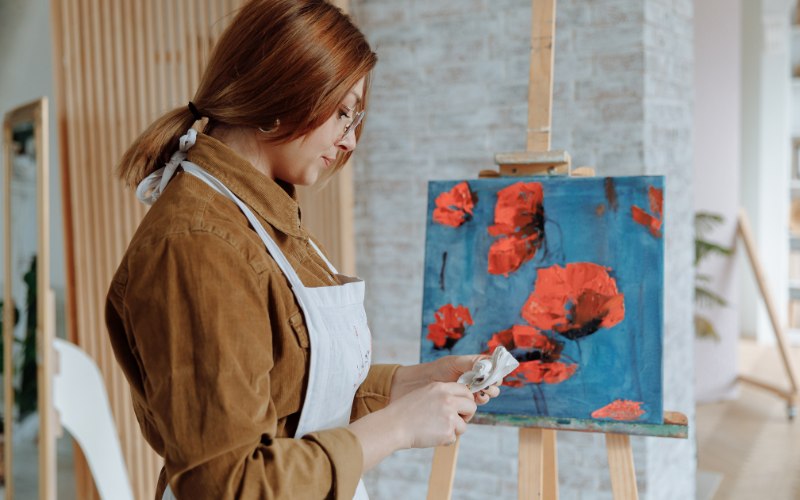 Người có 10 hoa tay sẽ phù hợp với những lĩnh vực thuộc về nghệ thuật như hội họa, điêu khắc và không hợp với lĩnh vực về kinh doanh, liên quan đến bán buôn