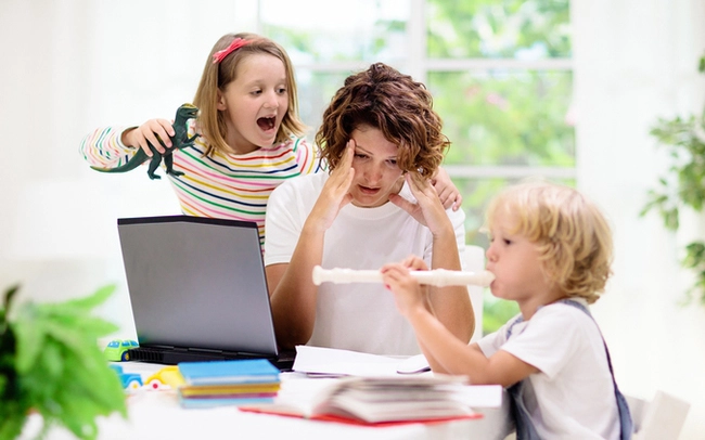 Trẻ làm hơn không muốn nghe theo lời của cha mẹ.