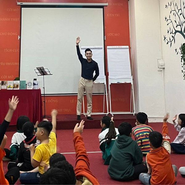 Trainer Đặng Công Hải