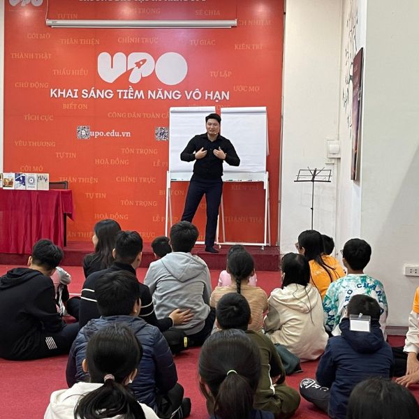 Trainer Nguyễn Hữu Hải