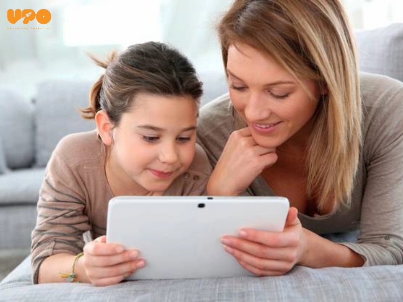 Dạy trẻ nhận biết và tránh nội dung độc hại