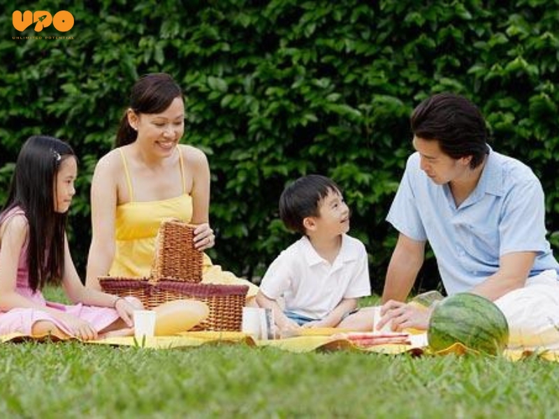 Các chuyến du lịch trải nghiệm không chỉ giúp trẻ hiểu thêm về môi trường tự nhiên mà còn gắn kết tình cảm gia đình