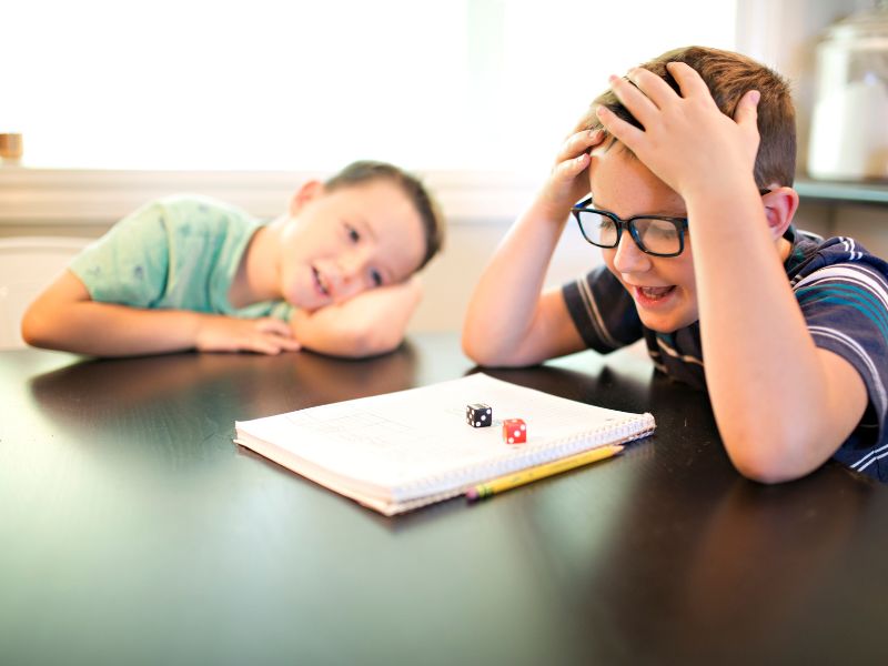 Khả năng quan sát, phân tích và xử lý tình huống cũng được trau dồi thêm