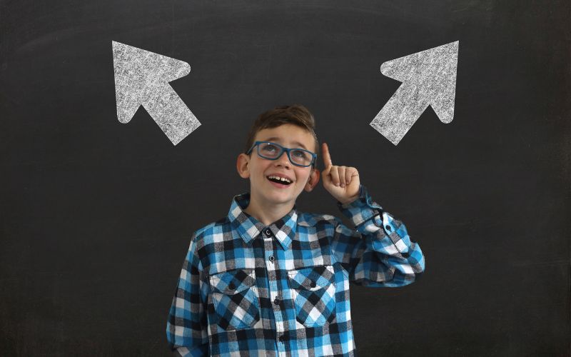 Thay vì suy nghĩ theo những chiều hướng tích cực hoặc kết quả mình mong muốn, người có tư duy ngược sẽ suy nghĩ theo hướng ngược lại