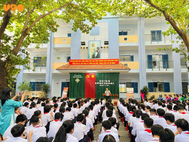 UPO rất vinh dự khi được đồng hành cùng các bạn học sinh của trường THCS Trần Nhật Duật