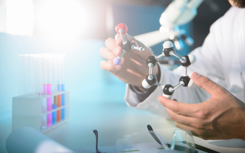 Những ngành về khoa học, nghiên cứu và phát triển sẽ rất phù hợp với người có vân tay WX vì họ có bộ óc thiên tài sẽ giúp tìm ra những nghiên cứu mới mẻ, đột phá.